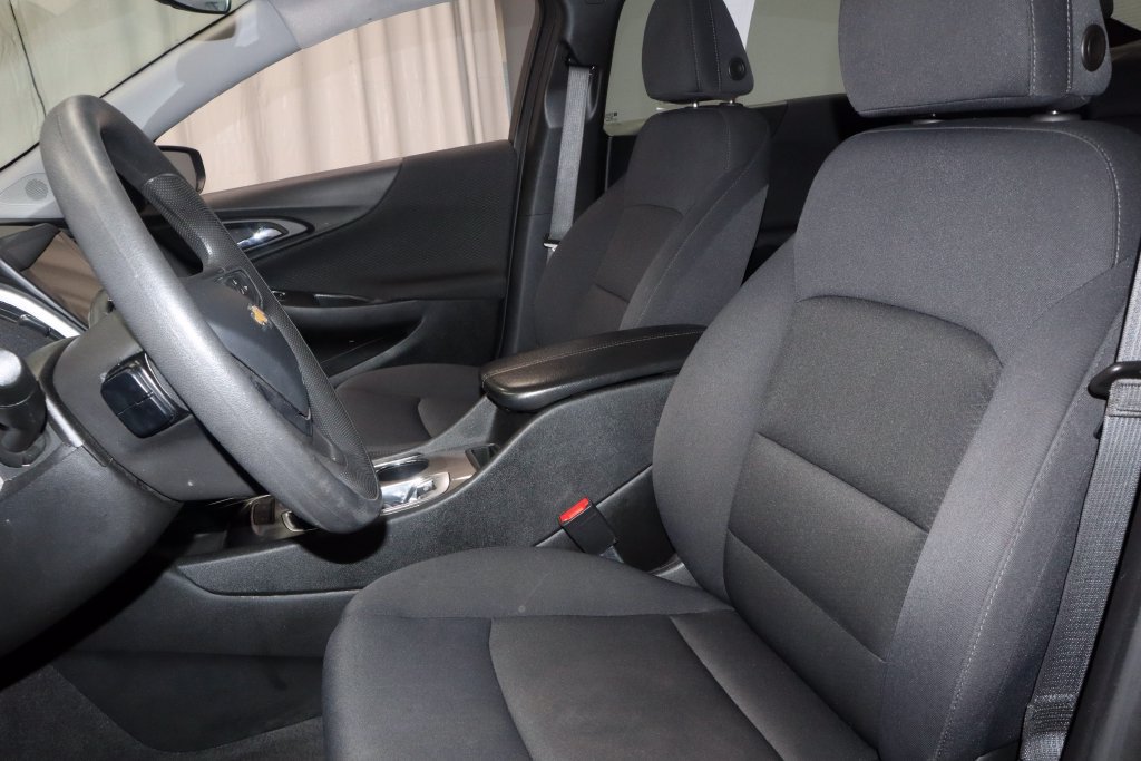 Used 2024 Chevrolet Malibu LT FWD image 25