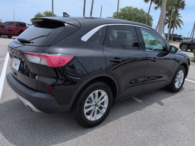 Certified 2022 Ford Escape SE FWD image 4
