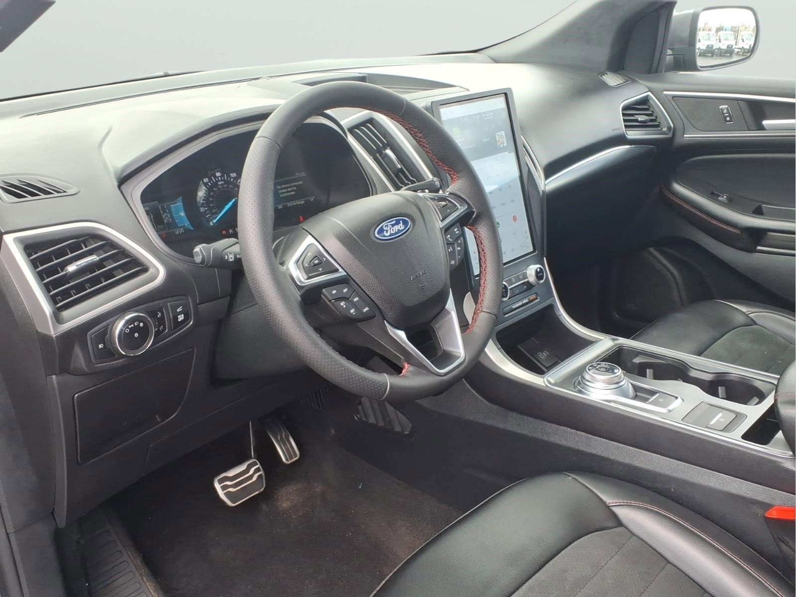 Certified 2023 Ford Edge ST-Line AWD/4WD image 7
