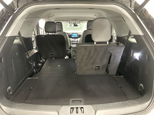 Certified 2024 Ford Explorer XLT w/ Equipment Group 202A AWD/4WD image 25