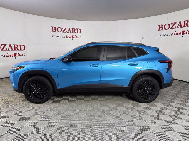 Used 2025 Chevrolet Trax ACTIV w/ Sunroof Package FWD image 6