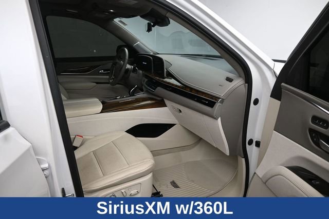 Used 2023 Cadillac Escalade Sport Platinum w/ LPO, ONYX Package AWD/4WD image 16