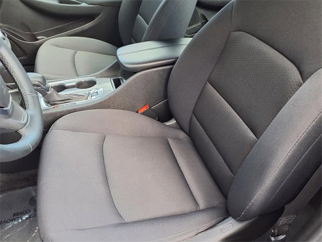 Used 2024 Chevrolet Malibu LT image 8