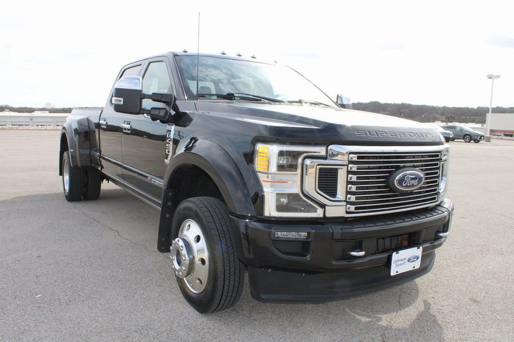 Certified 2022 Ford F450 Platinum w/ FX4 Off-Road Package image 5