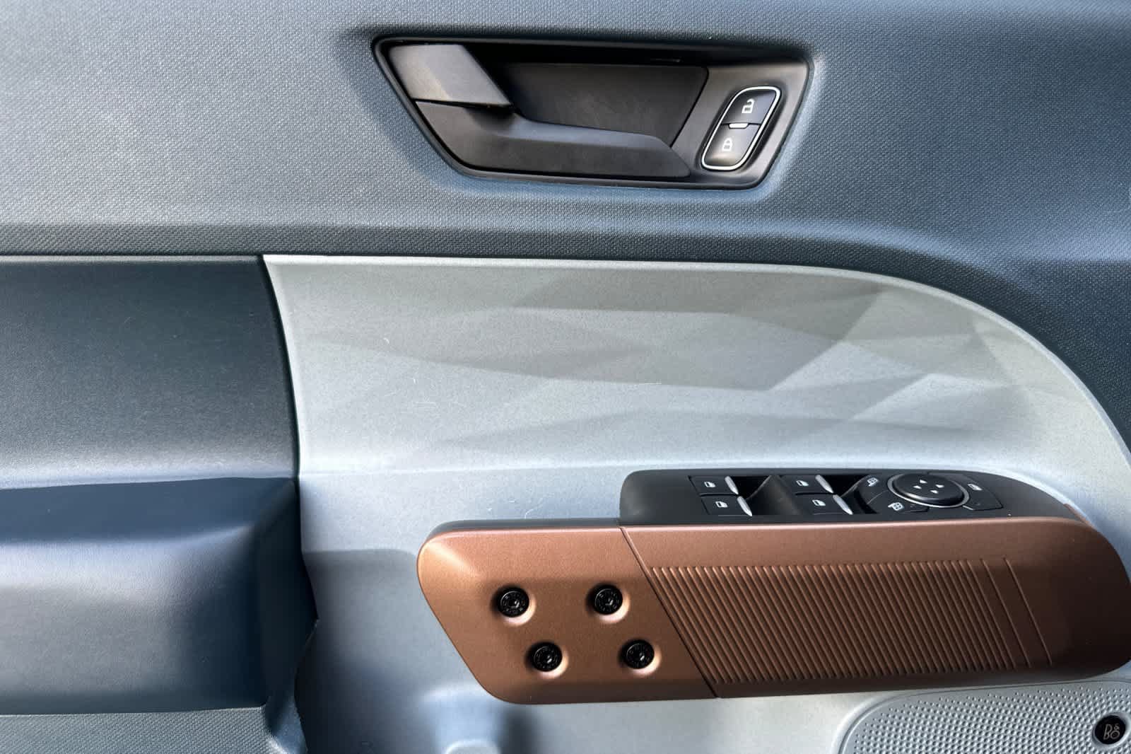 Certified 2024 Ford Maverick Lariat FWD image 12