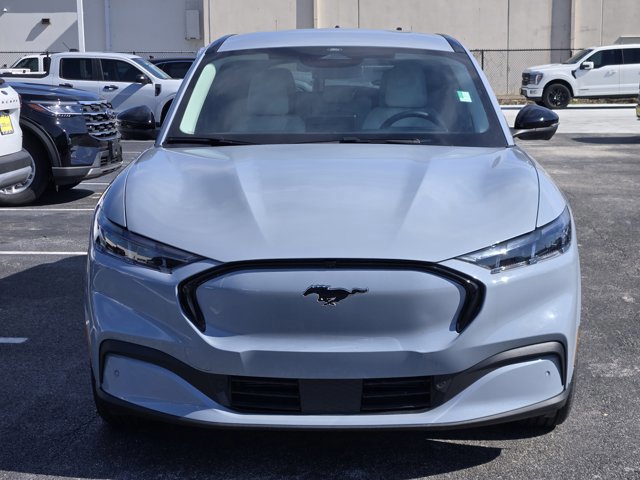 Certified 2025 Ford Mustang Mach-E Premium image 7