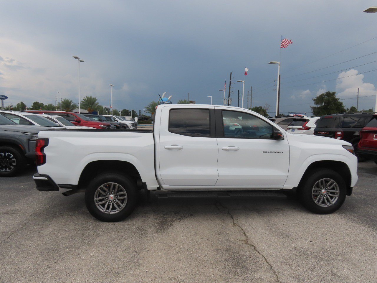 Used 2024 Chevrolet Colorado LT w/ LT Convenience Package RWD image 10