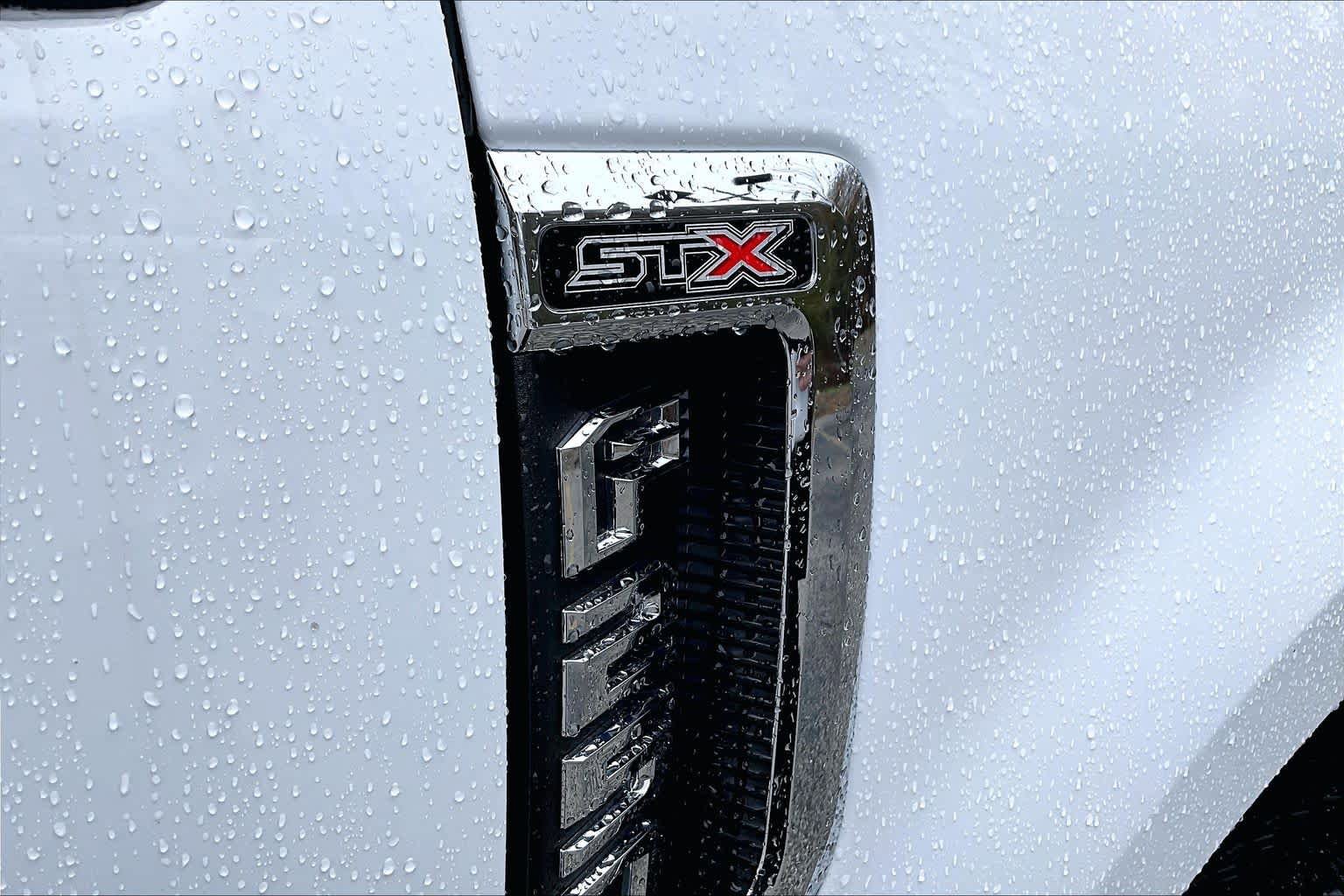 Certified 2022 Ford F250 XL w/ STX Appearance Package AWD/4WD image 10