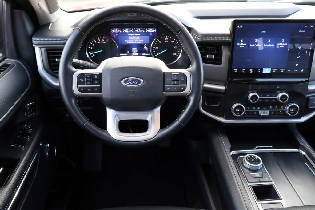 Certified 2022 Ford Expedition XLT RWD image 6