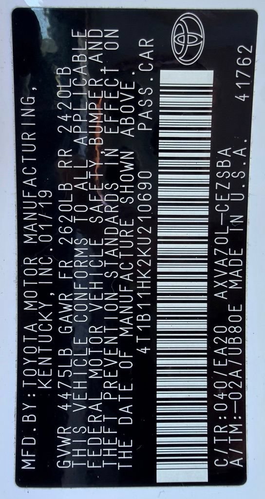 Used 2019 Toyota Camry SE w/ Carpet Mat Package FWD image 23