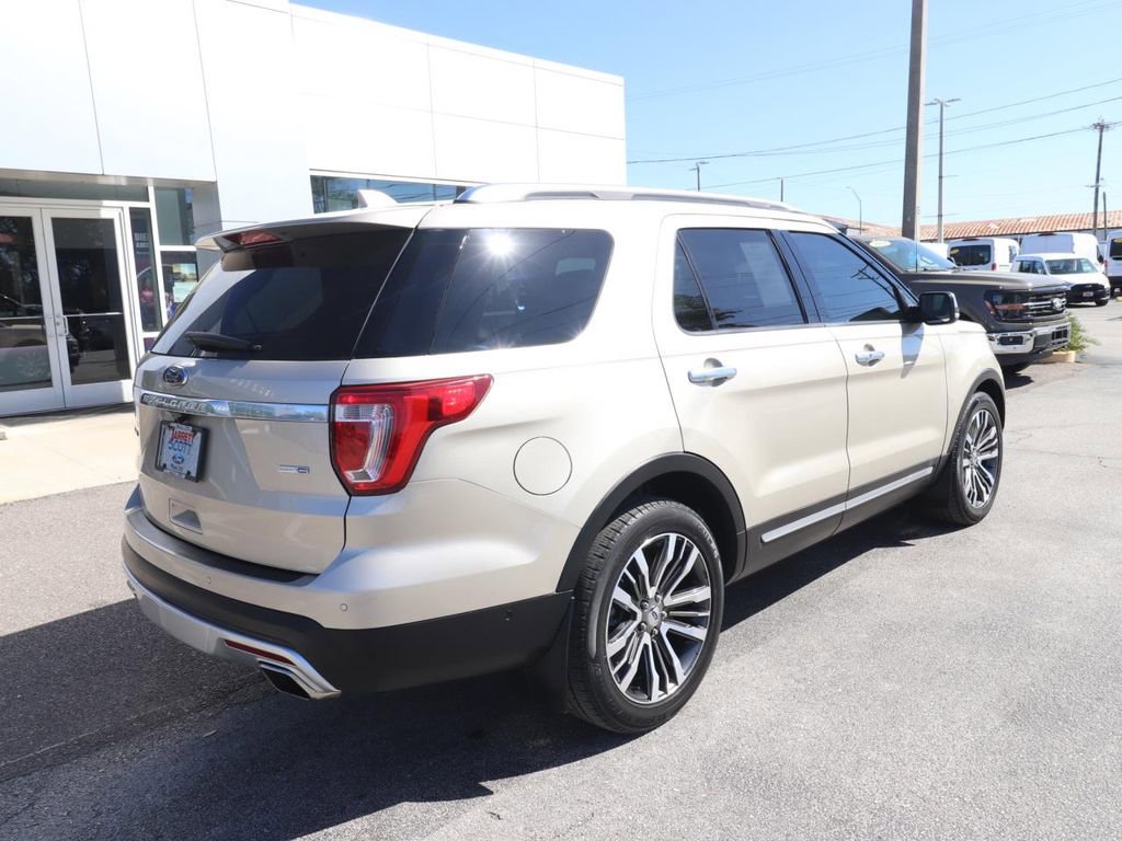 Certified 2017 Ford Explorer Platinum image 15