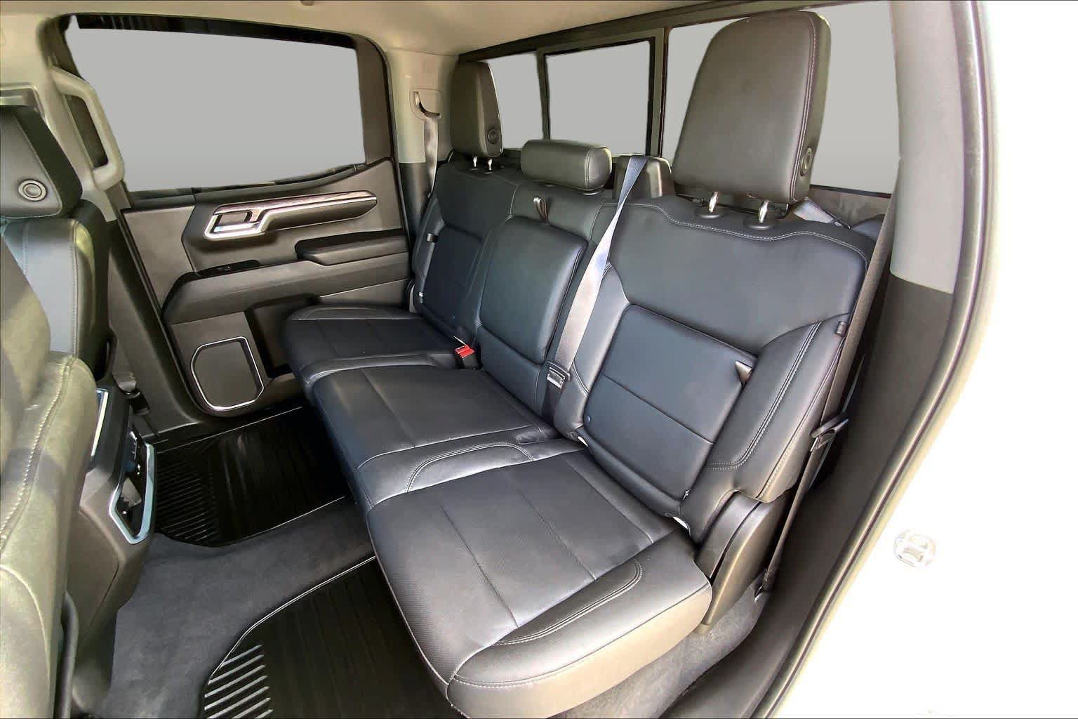 Used 2022 Chevrolet Silverado 1500 LTZ w/ LTZ Premium Texas Edition RWD image 17