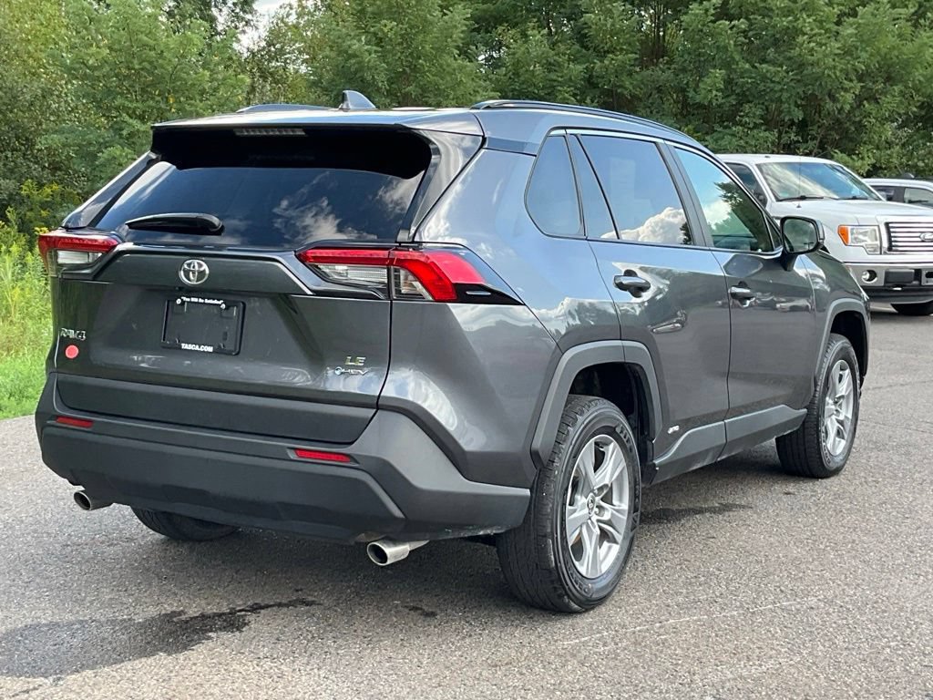 Used 2025 Toyota RAV4 LE AWD/4WD image 24