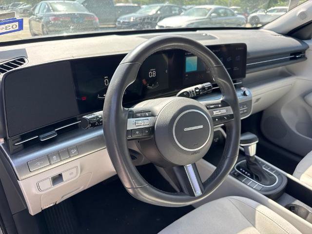 Used 2024 Hyundai Kona SEL FWD image 9