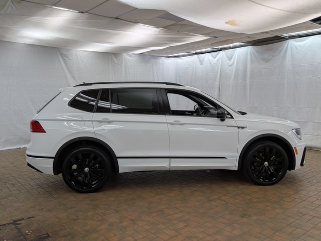 Used 2020 Volkswagen Tiguan SE R-Line AWD/4WD image 8