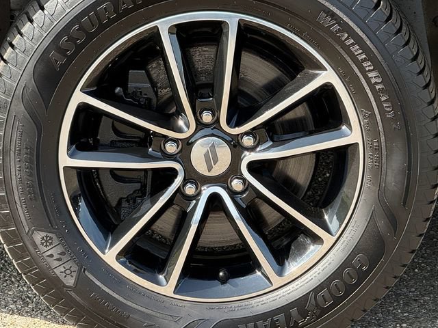 Used 2019 Dodge Journey SE w/ Connectivity Group FWD image 14