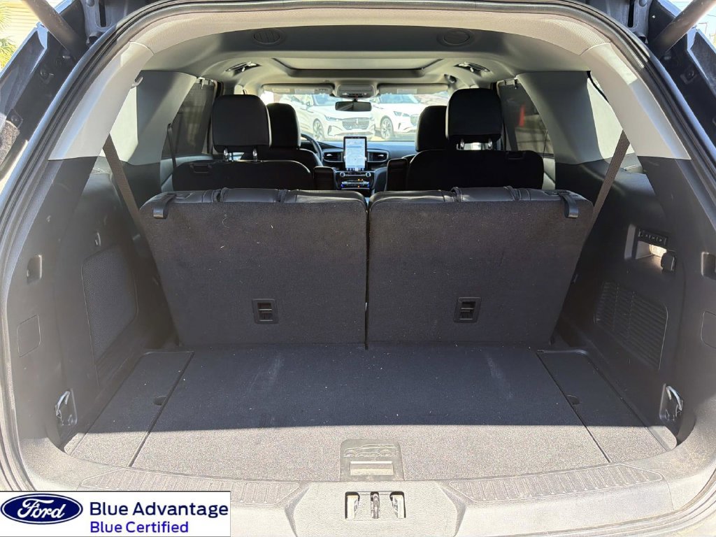 Certified 2023 Ford Explorer Limited w/ Limited Technology Package RWD image 11