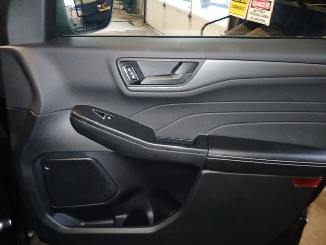Certified 2024 Ford Escape Active AWD/4WD image 48