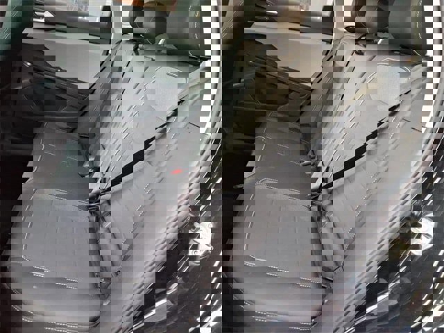 Used 2024 Volkswagen Taos SE image 13