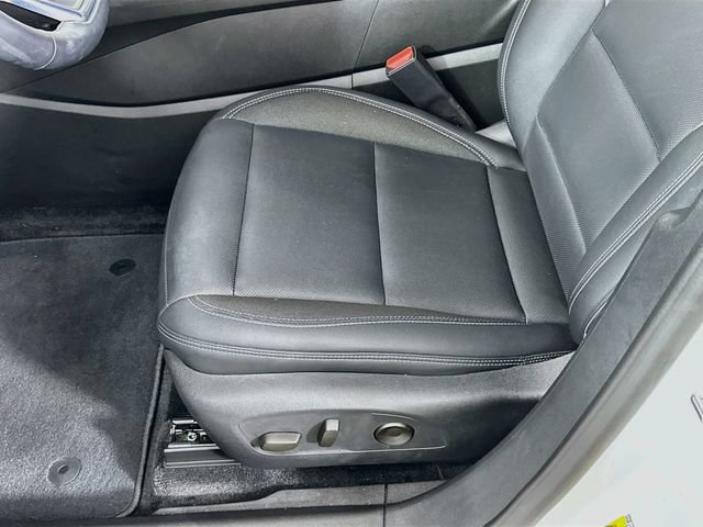 Used 2024 Chevrolet Blazer EV LT AWD/4WD image 25