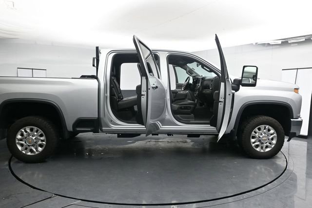 Used 2022 Chevrolet Silverado 2500 LTZ AWD/4WD image 32