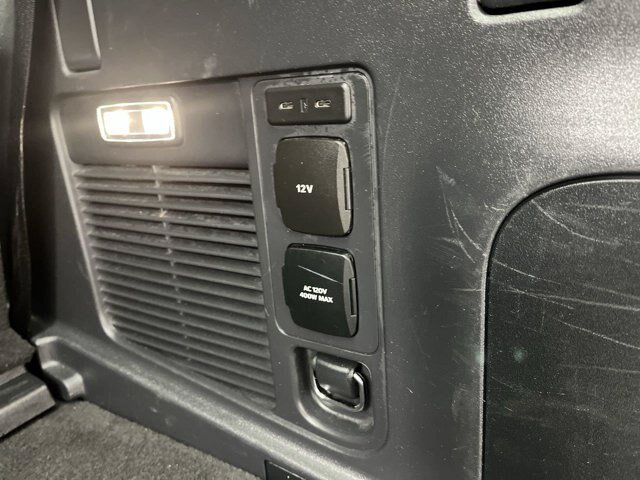 Certified 2025 Ford Expedition Active AWD/4WD image 37
