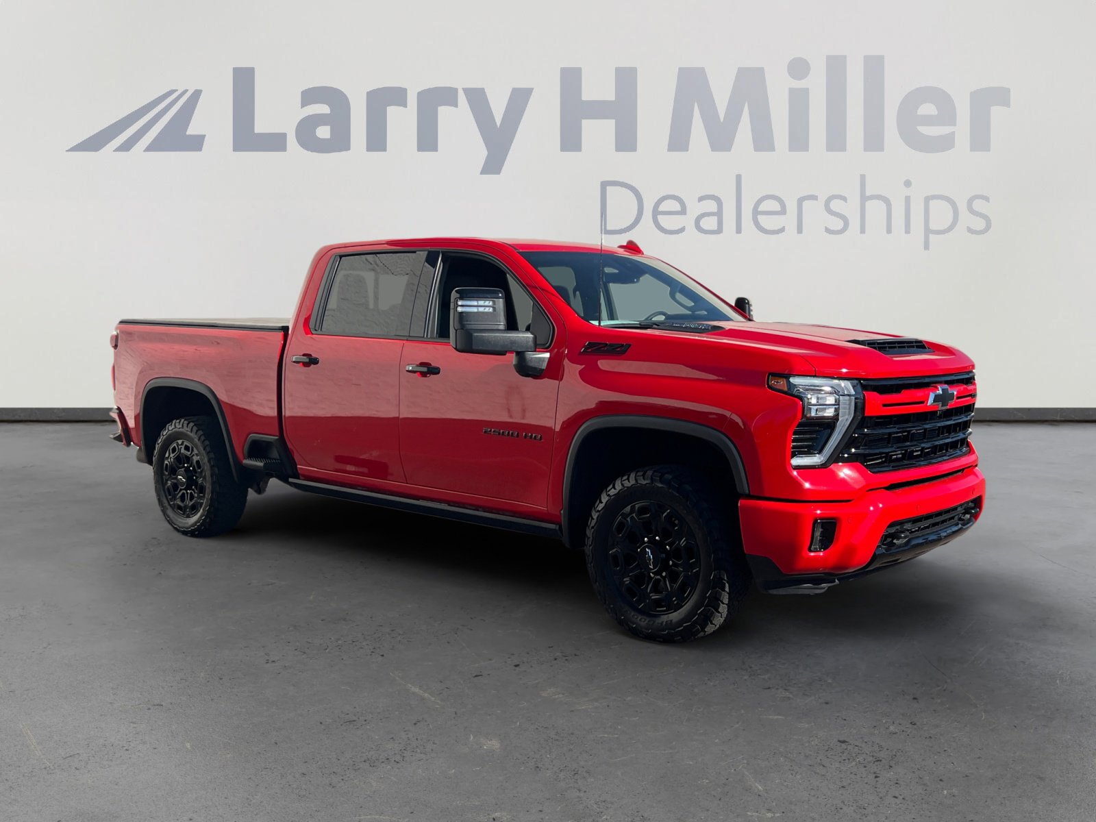 Used 2024 Chevrolet Silverado 2500 LTZ w/ LTZ Plus Package image 7