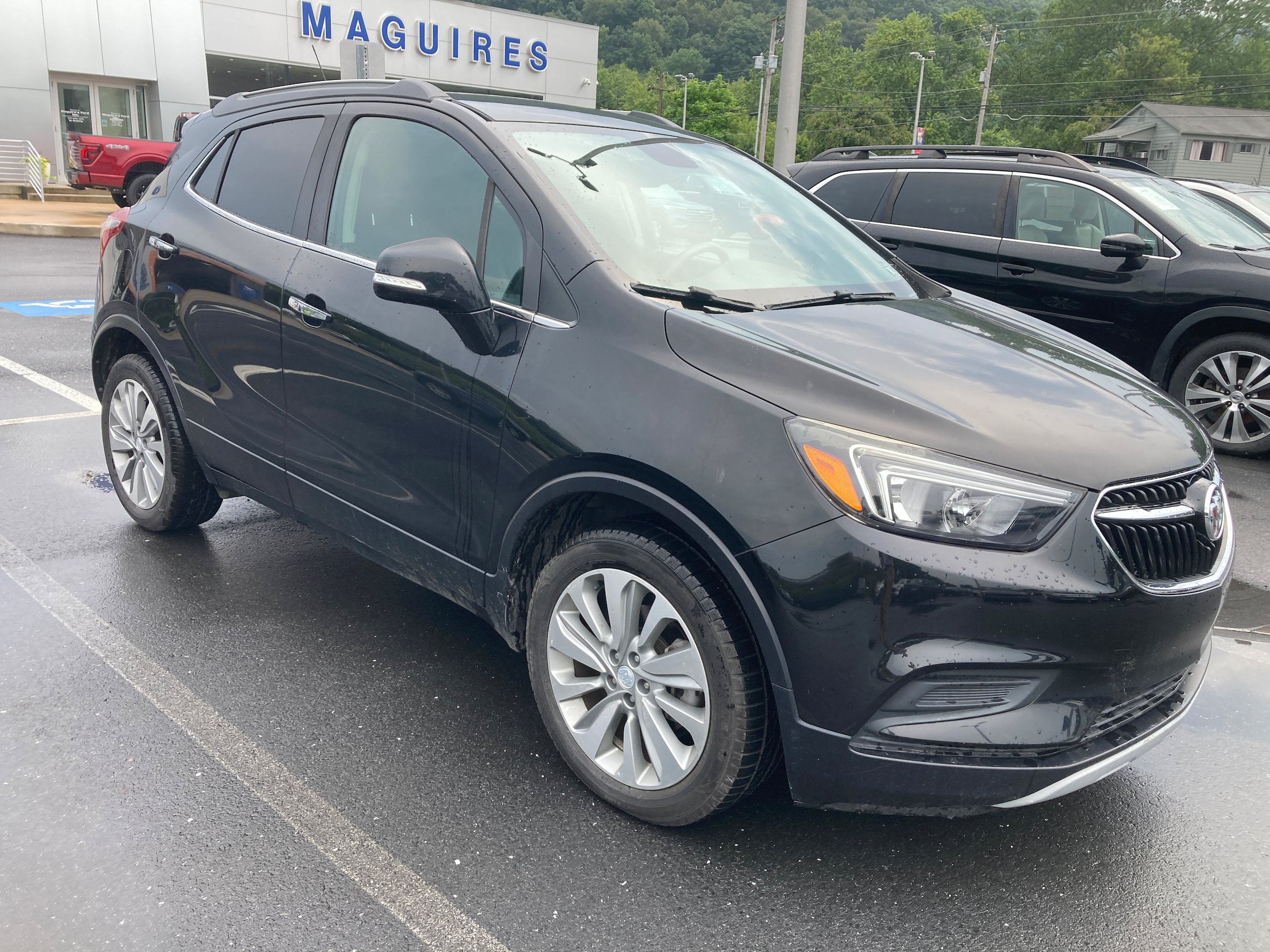 Used 2018 Buick Encore Preferred FWD image 3