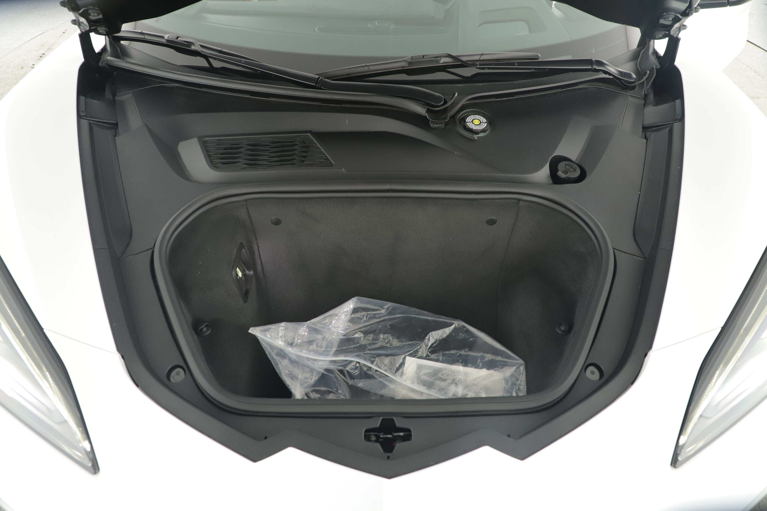 Used 2023 Chevrolet Corvette Stingray Premium Conv w/ Z51 Performance Package image 13