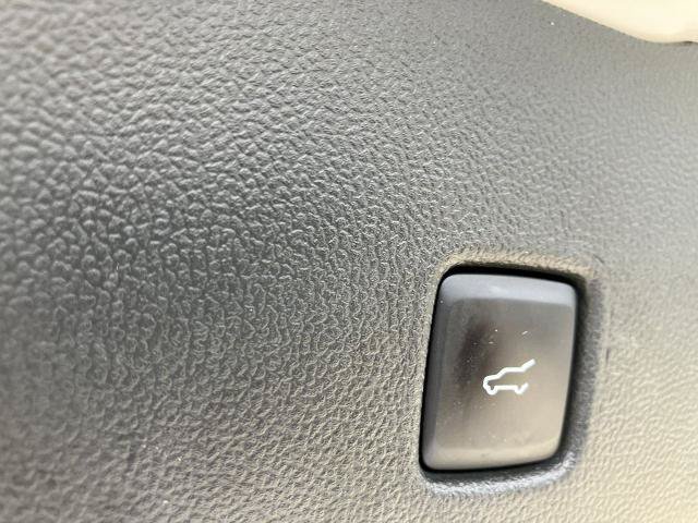 Certified 2022 Ford Escape SEL AWD/4WD image 18
