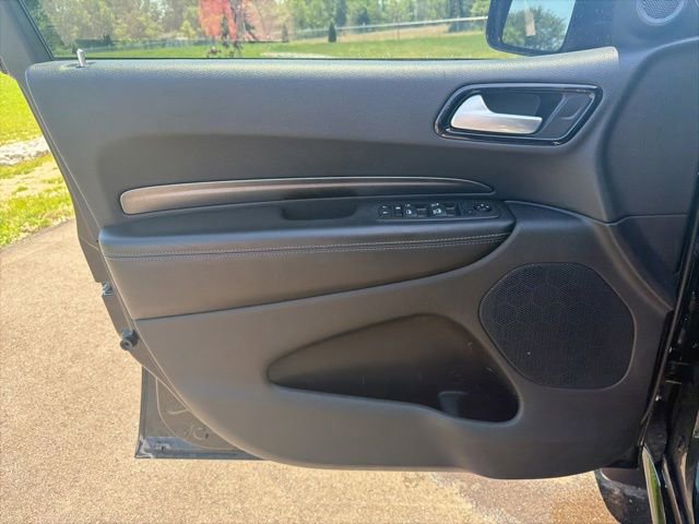 Used 2022 Dodge Durango SXT w/ Blacktop Package AWD/4WD image 22