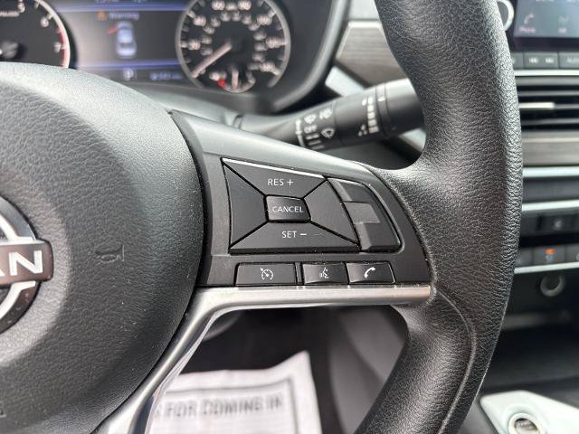 Used 2025 Nissan Altima 2.5 SV FWD image 19
