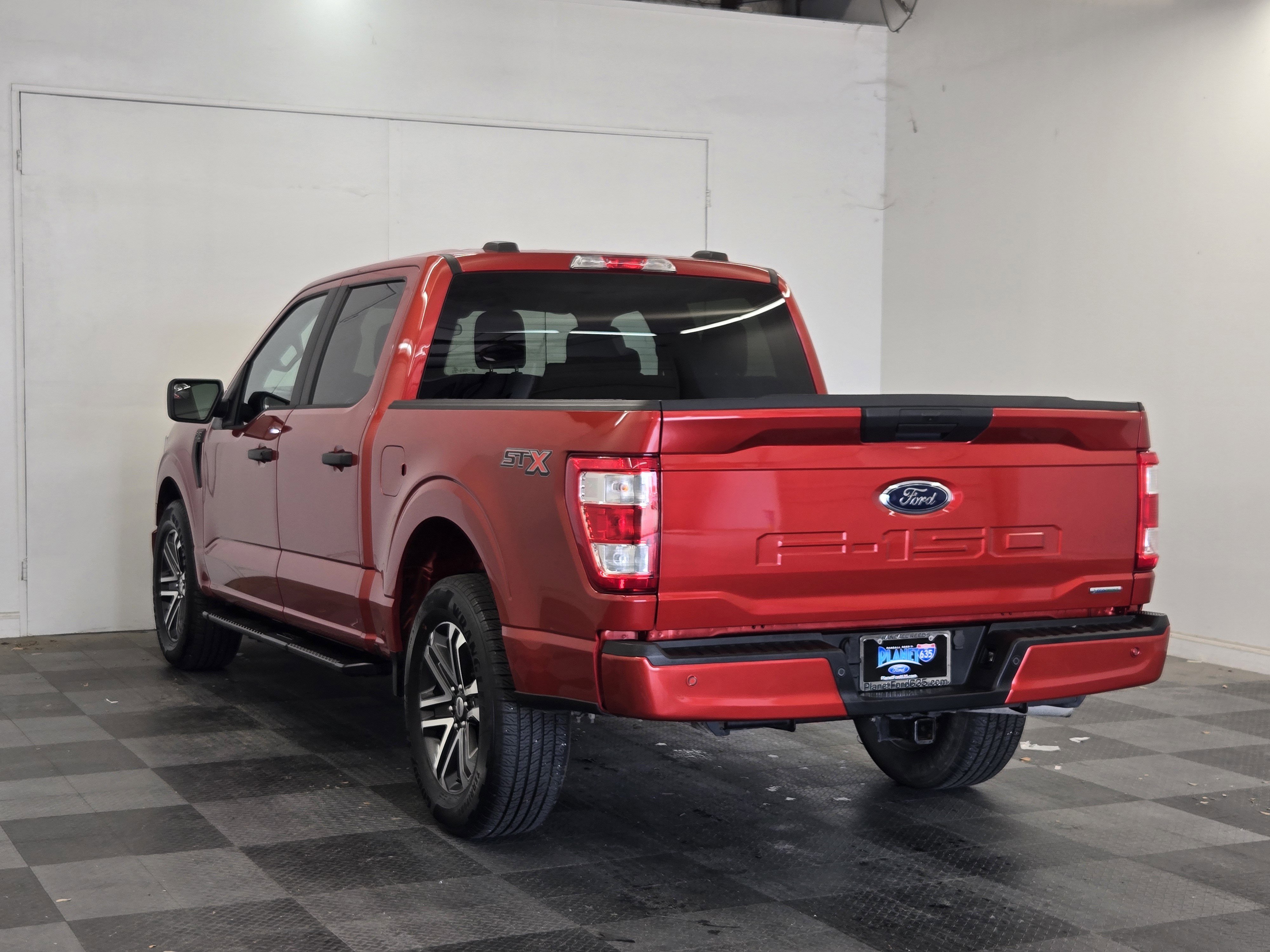 Certified 2023 Ford F150 XL w/ STX Appearance Package RWD image 5