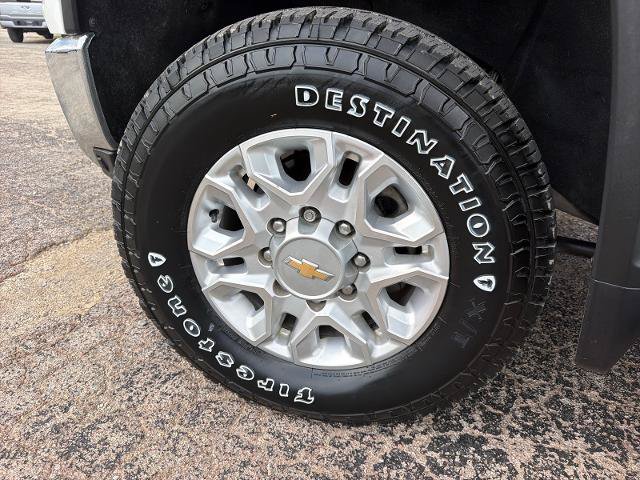 Used 2022 Chevrolet Silverado 2500 LT w/ Convenience Package AWD/4WD image 13
