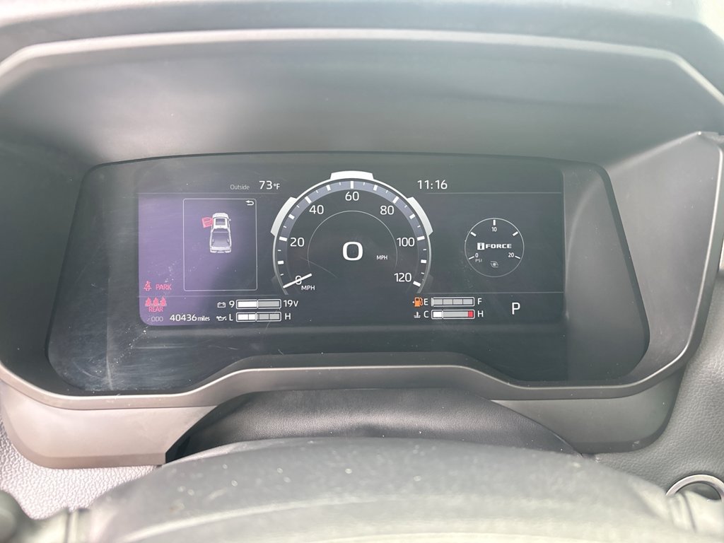 Used 2024 Toyota Tundra Limited AWD/4WD image 32