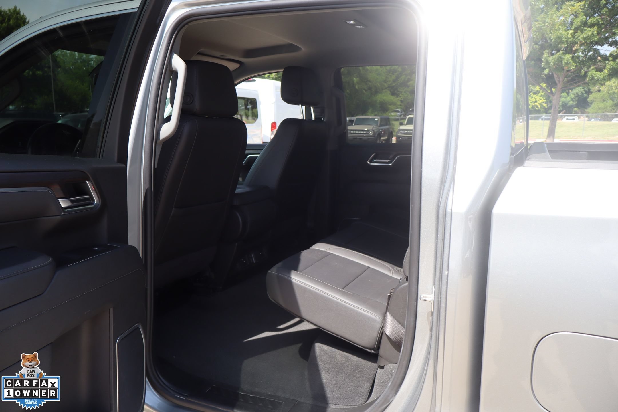 Used 2025 GMC Sierra 1500 SLT AWD/4WD image 24