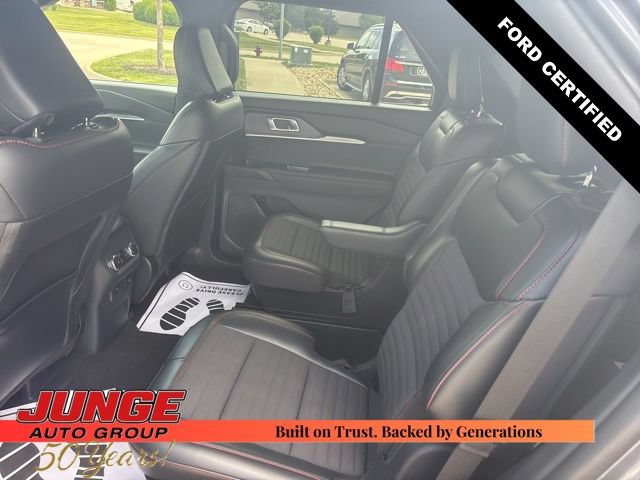 Certified 2025 Ford Explorer ST-Line AWD/4WD image 14