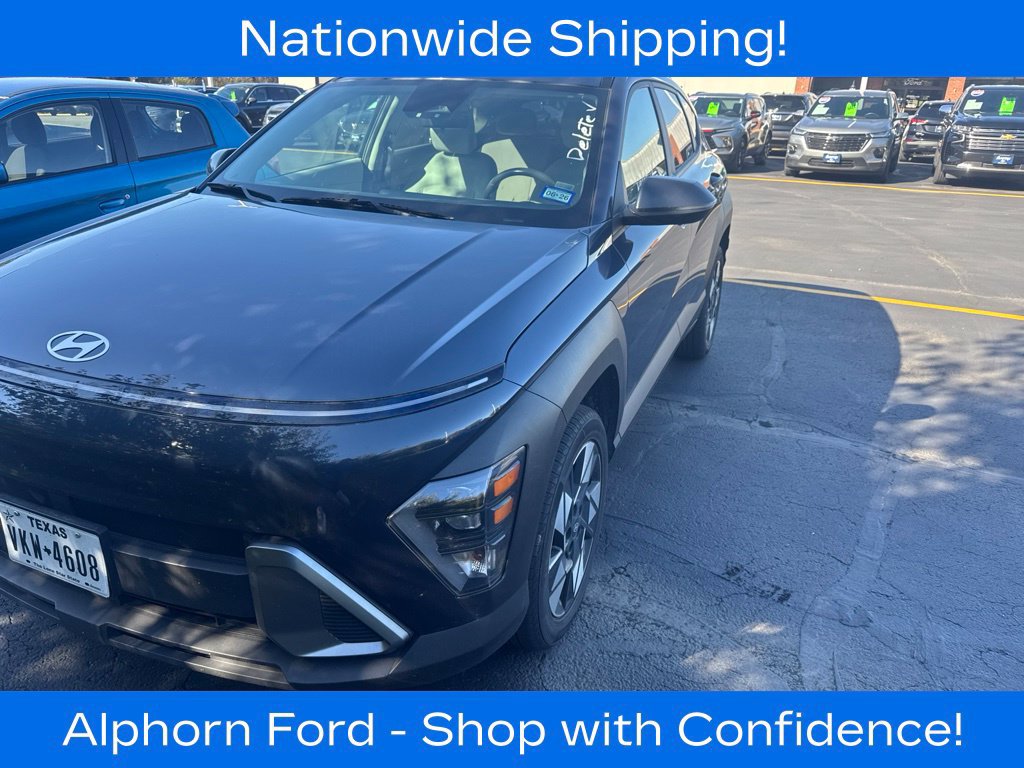 Used 2024 Hyundai Kona SEL AWD/4WD image 2