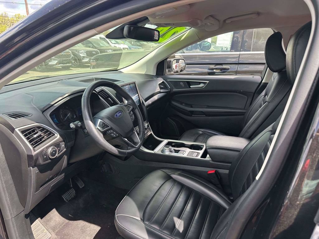 Certified 2024 Ford Edge SEL AWD/4WD image 15