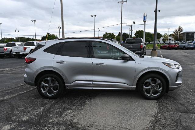 Certified 2024 Ford Escape ST-Line w/ Tech Pack #1 AWD/4WD image 8