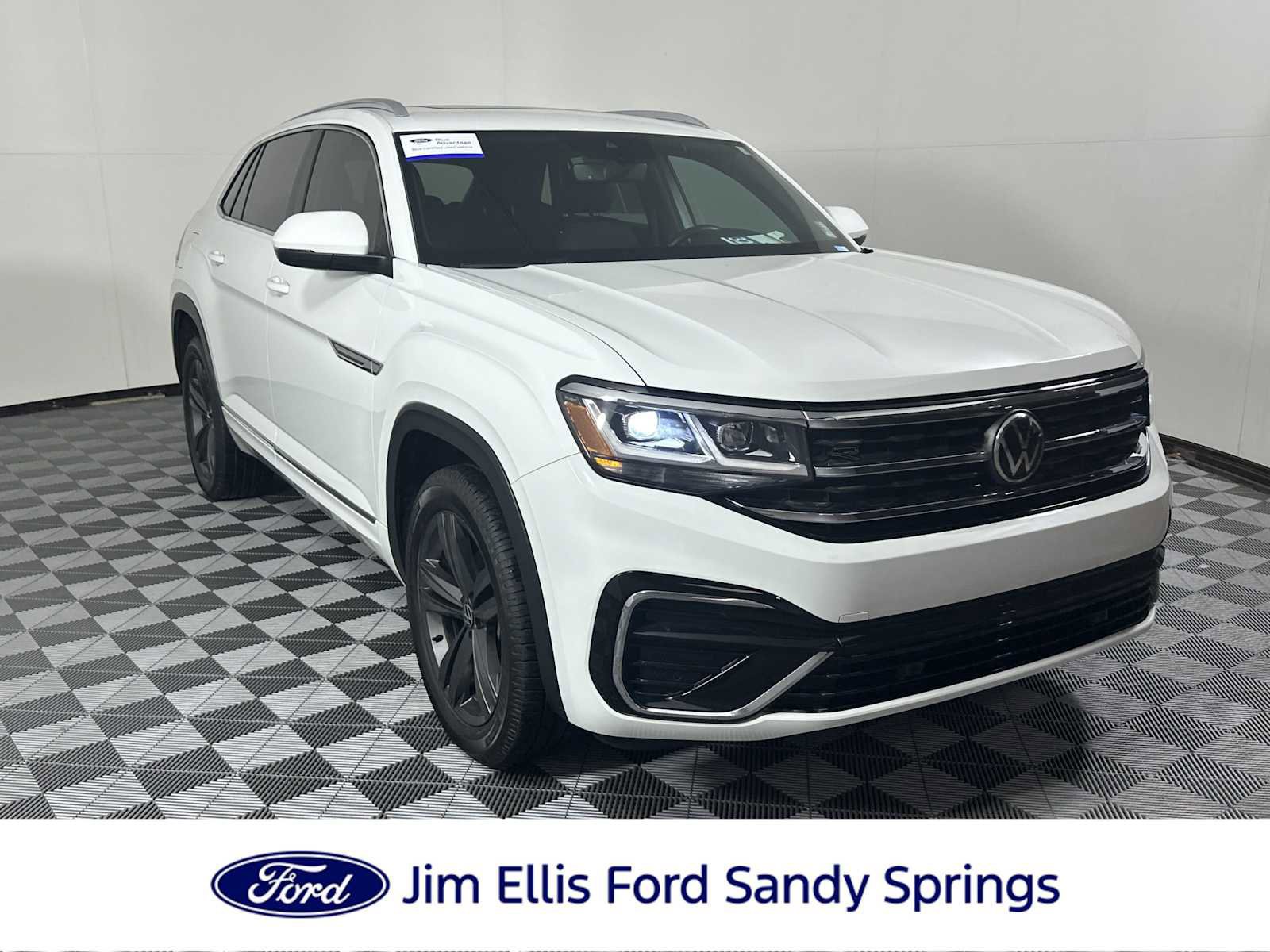 Used 2022 Volkswagen Atlas Cross Sport SEL R-Line image 9