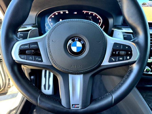 Used 2021 BMW 540i w/ M Sport Package RWD image 12