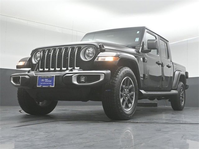 Used 2021 Jeep Gladiator Overland w/ Cold Weather Group image 32