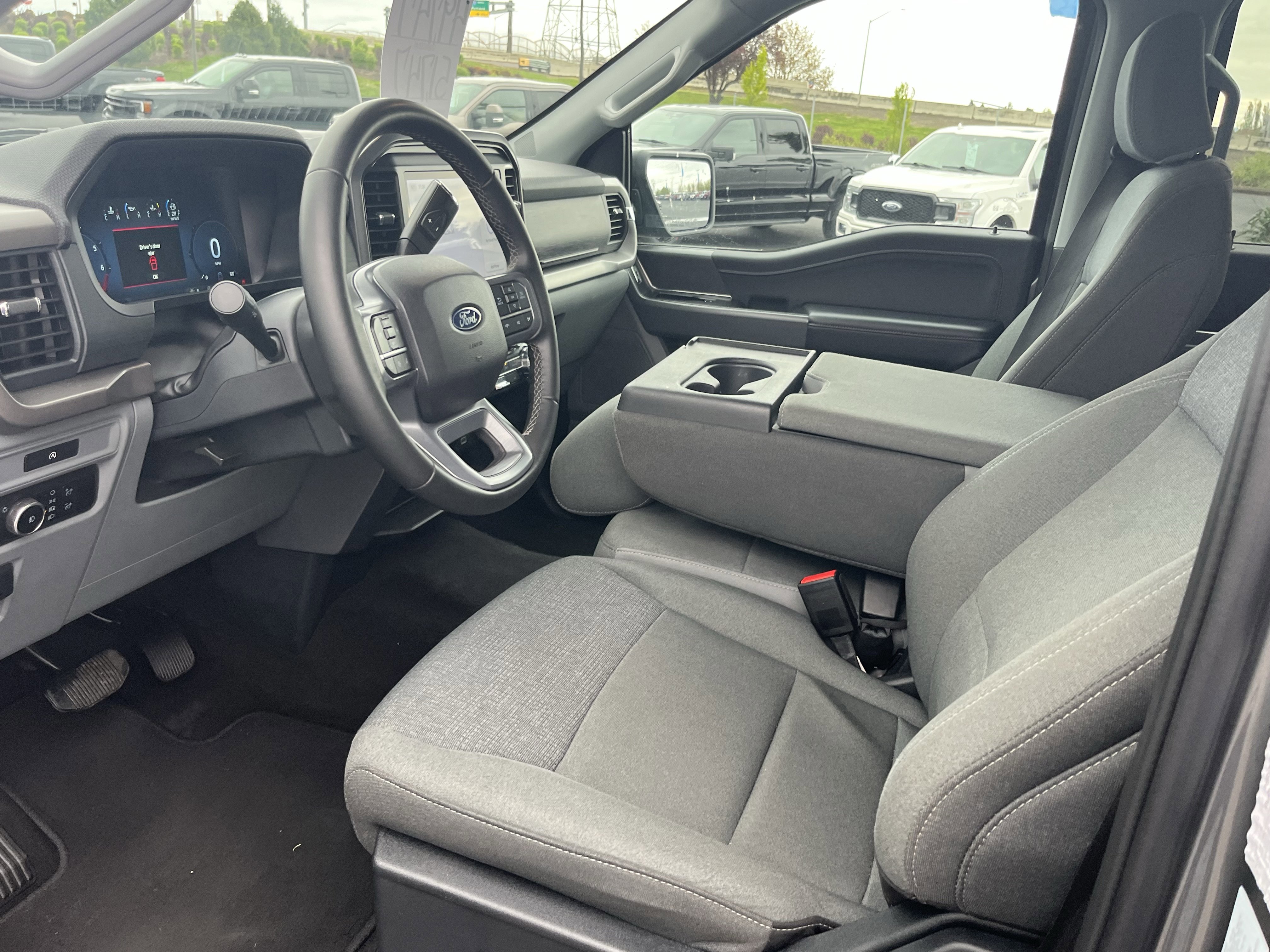 Certified 2025 Ford F150 XLT w/ Equipment Group 301A Standard image 9