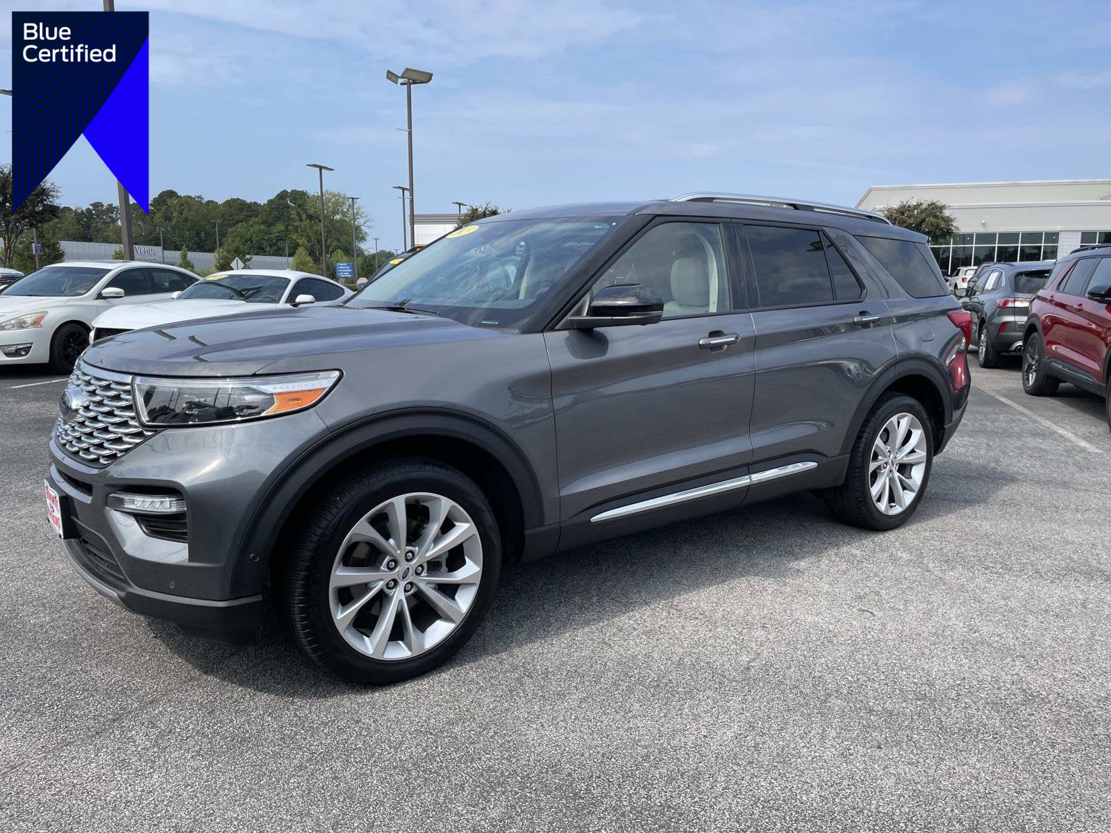 Certified 2023 Ford Explorer Platinum w/ Technology Package