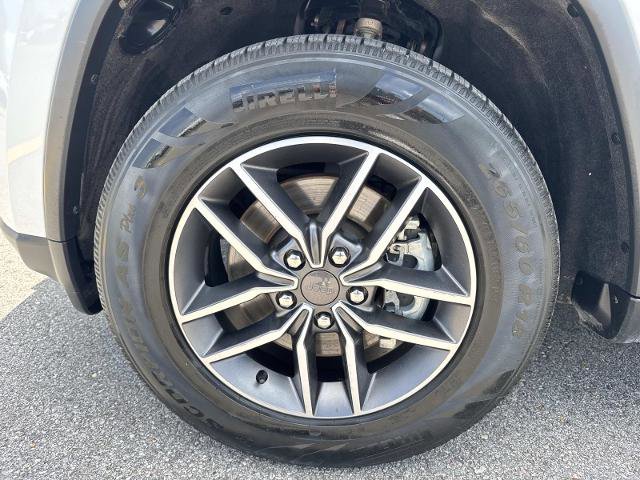 Used 2021 Jeep Grand Cherokee Limited image 9