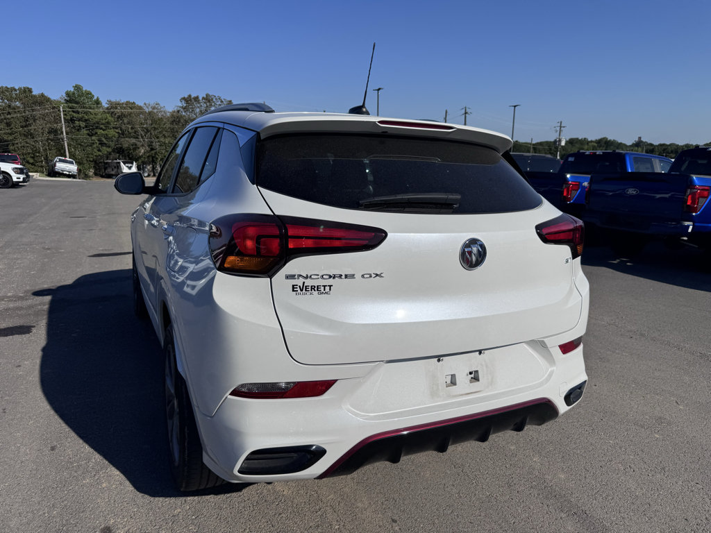 Used 2023 Buick Encore GX Select w/ Experience Buick Package FWD image 8