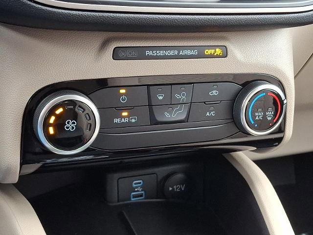 Certified 2022 Ford Escape SE image 15