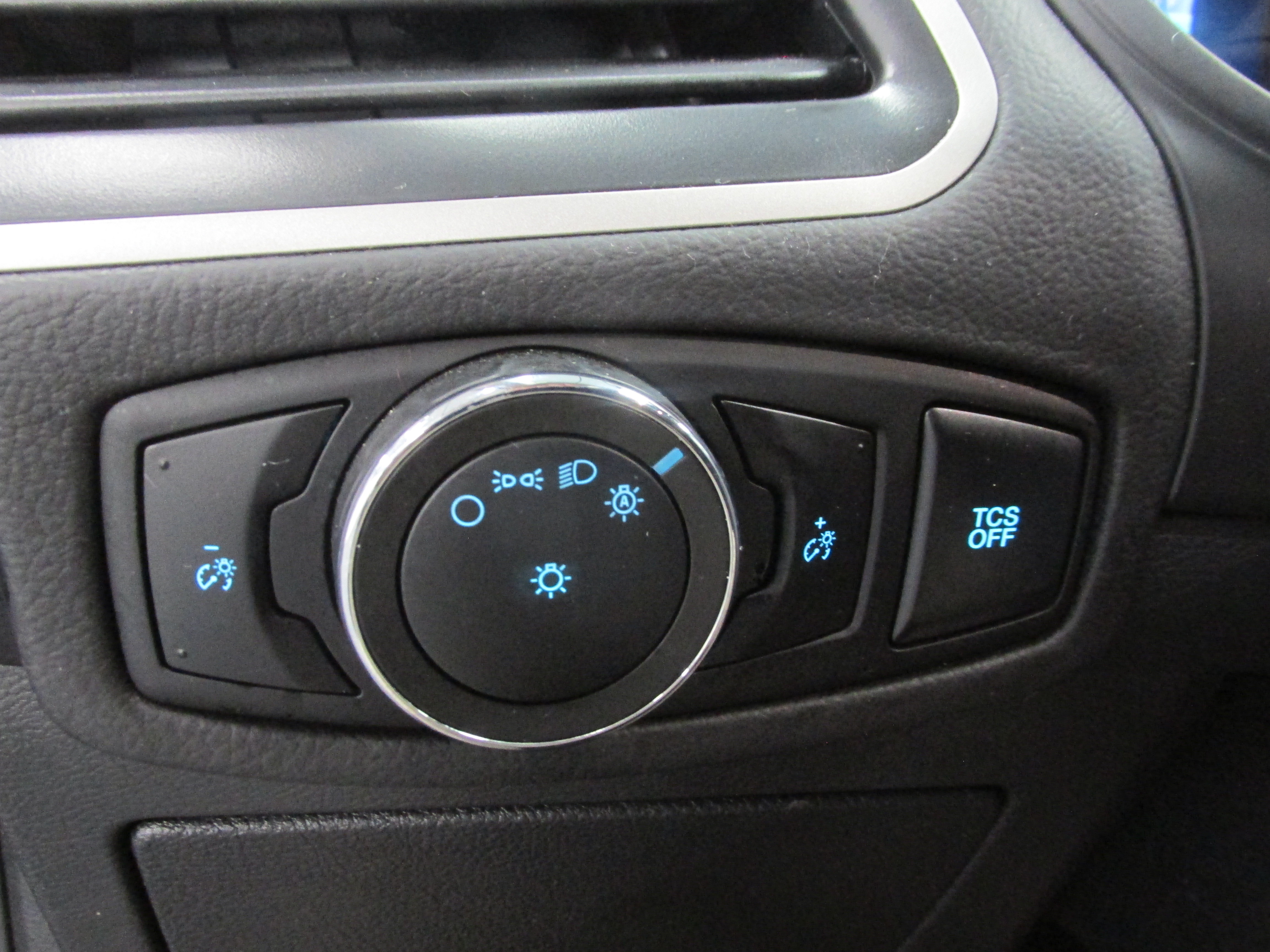 Certified 2024 Ford Edge SEL AWD/4WD image 30