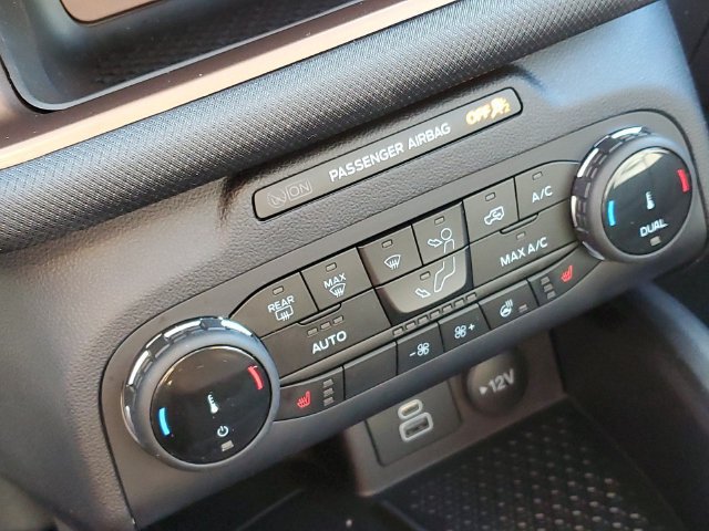 Certified 2024 Ford Bronco Sport Outer Banks w/ Tech Package AWD/4WD image 21